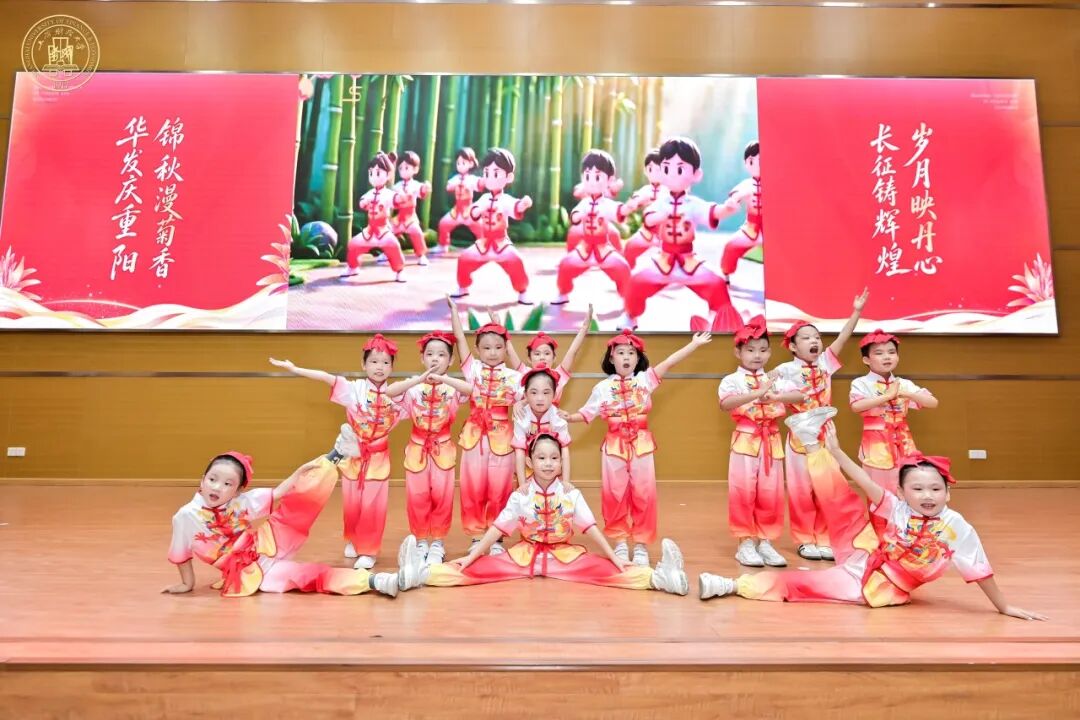 1792386761163081398.jpg 2026.10.18上财敬老月主题庆祝活动精彩纷呈_img6.jpg